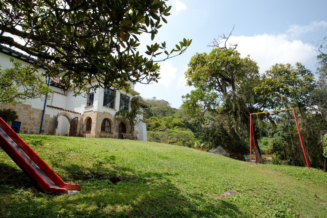 Finca El Refugio Hotel Spa Sasaima Exterior photo